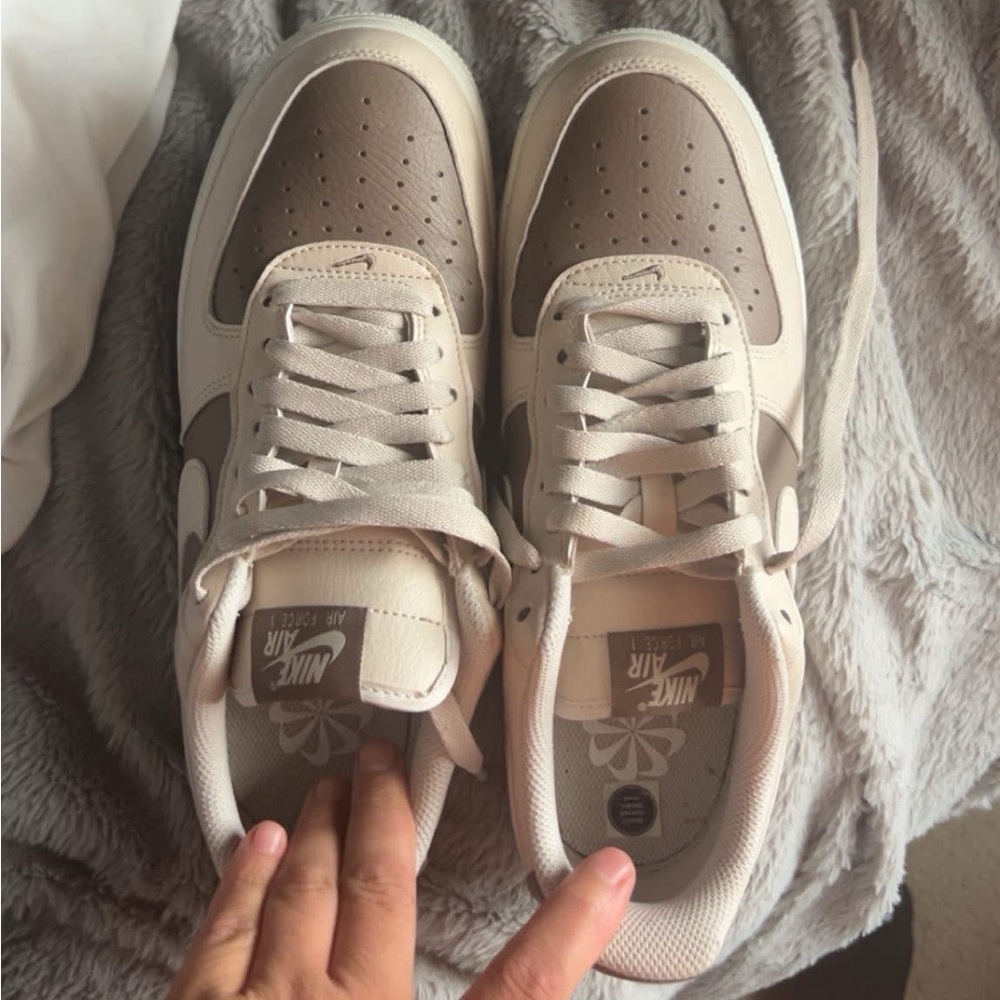 Nike Mesh Sneakers in Cream